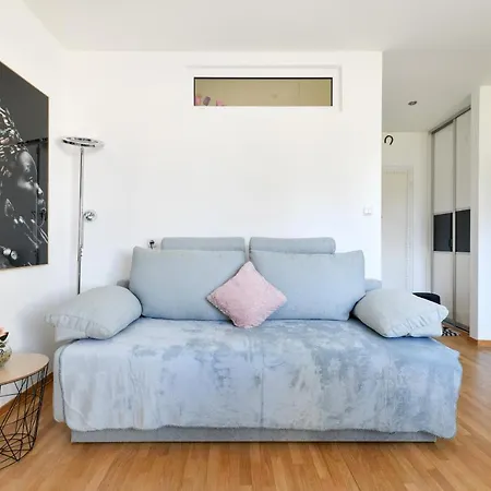 Lauris Luxury Apartment *